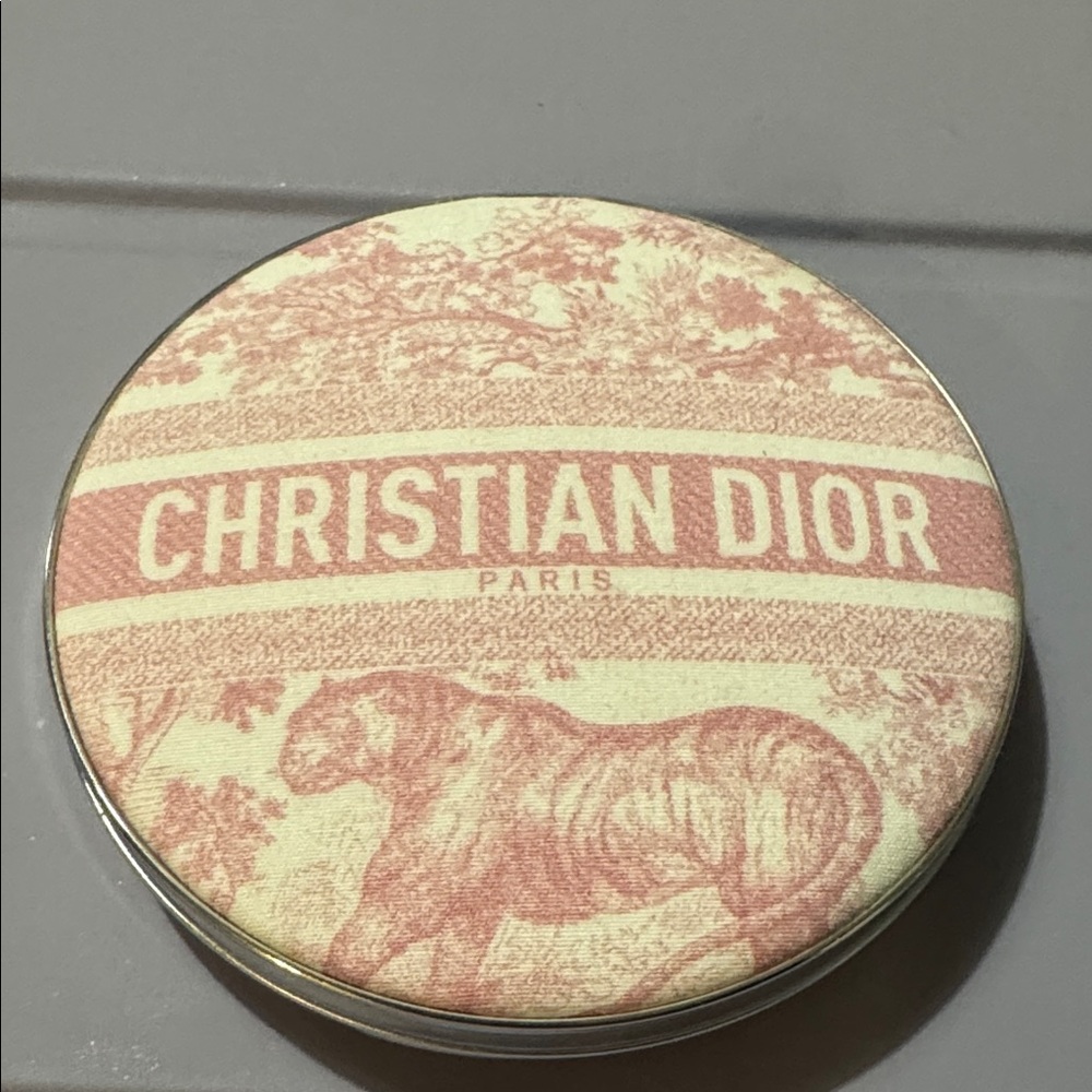 Dior forever glow luminizer in Coral Glow, limited edition.